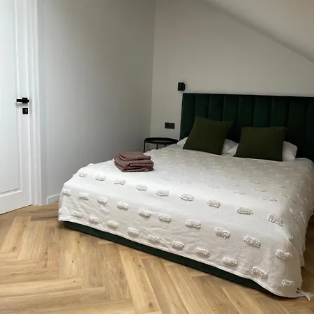 Palangoje Izabeles Apartamentai Паланга
